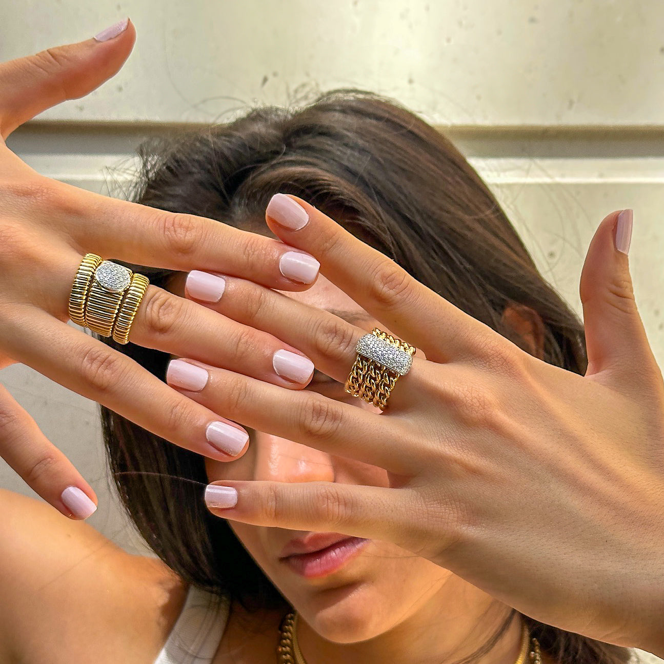 Tubogas Statement Ring with Round Pavé Diamond Center