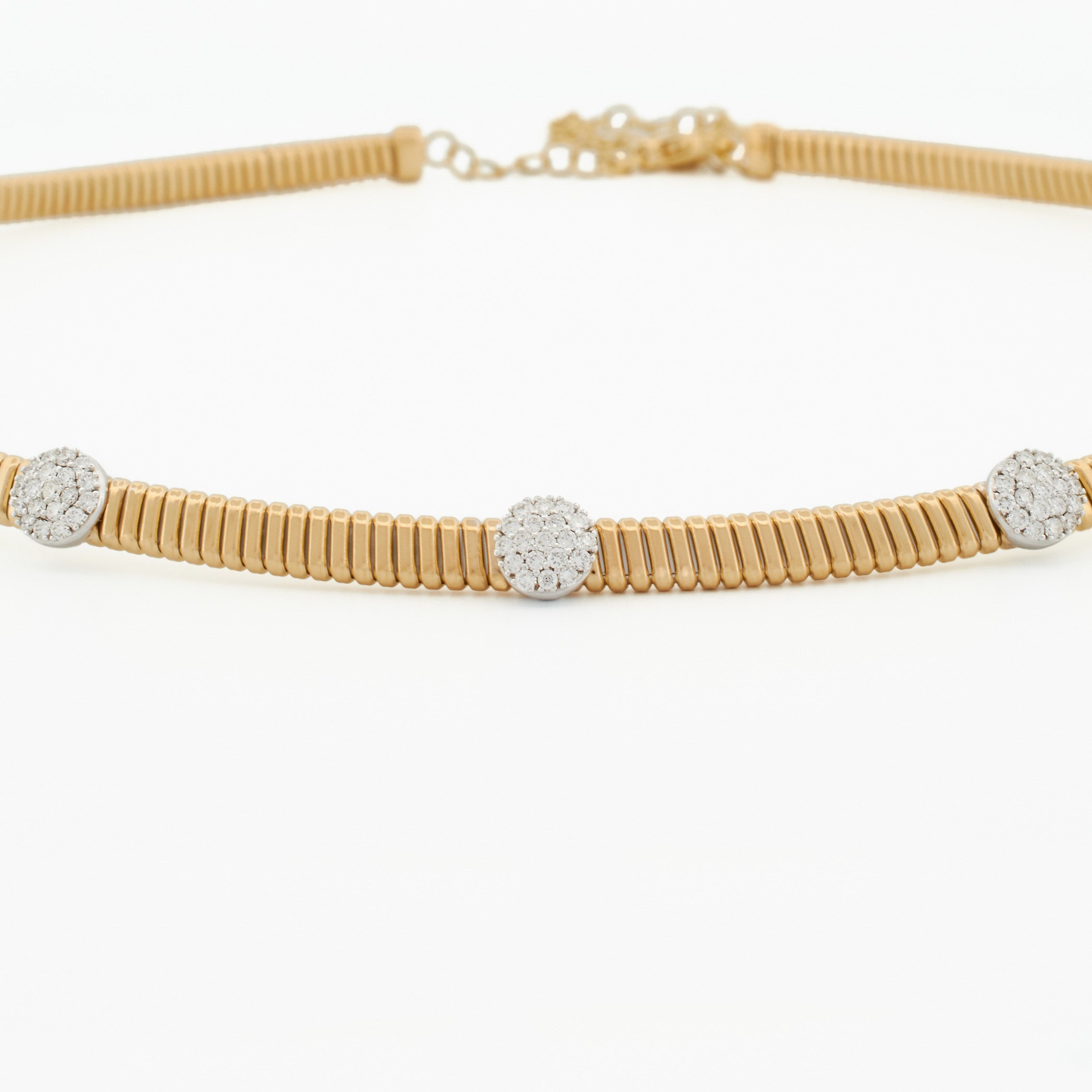 Sophisticated Tubogas Necklace with Diamonds