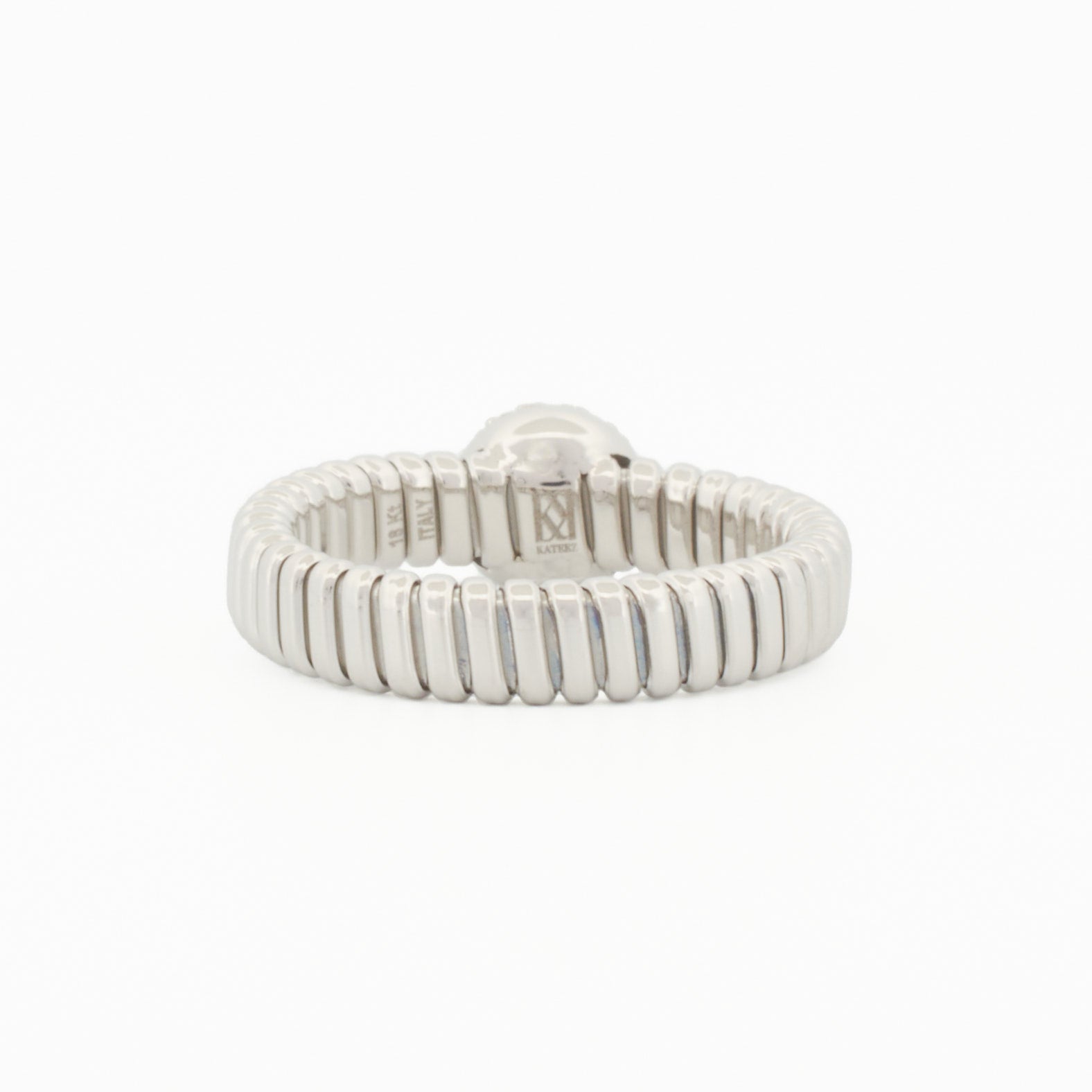 Everyday Tubogas Ring with Pavé Diamond Center