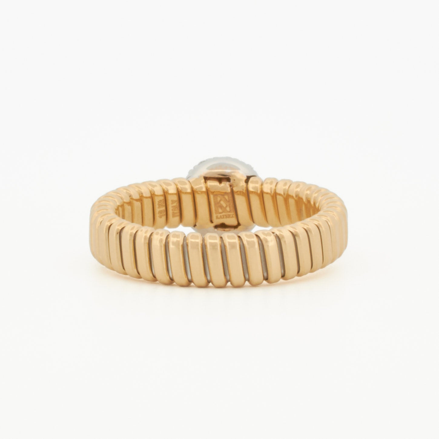 Everyday Two-Tone Tubogas Ring With Pavé Diamond Center