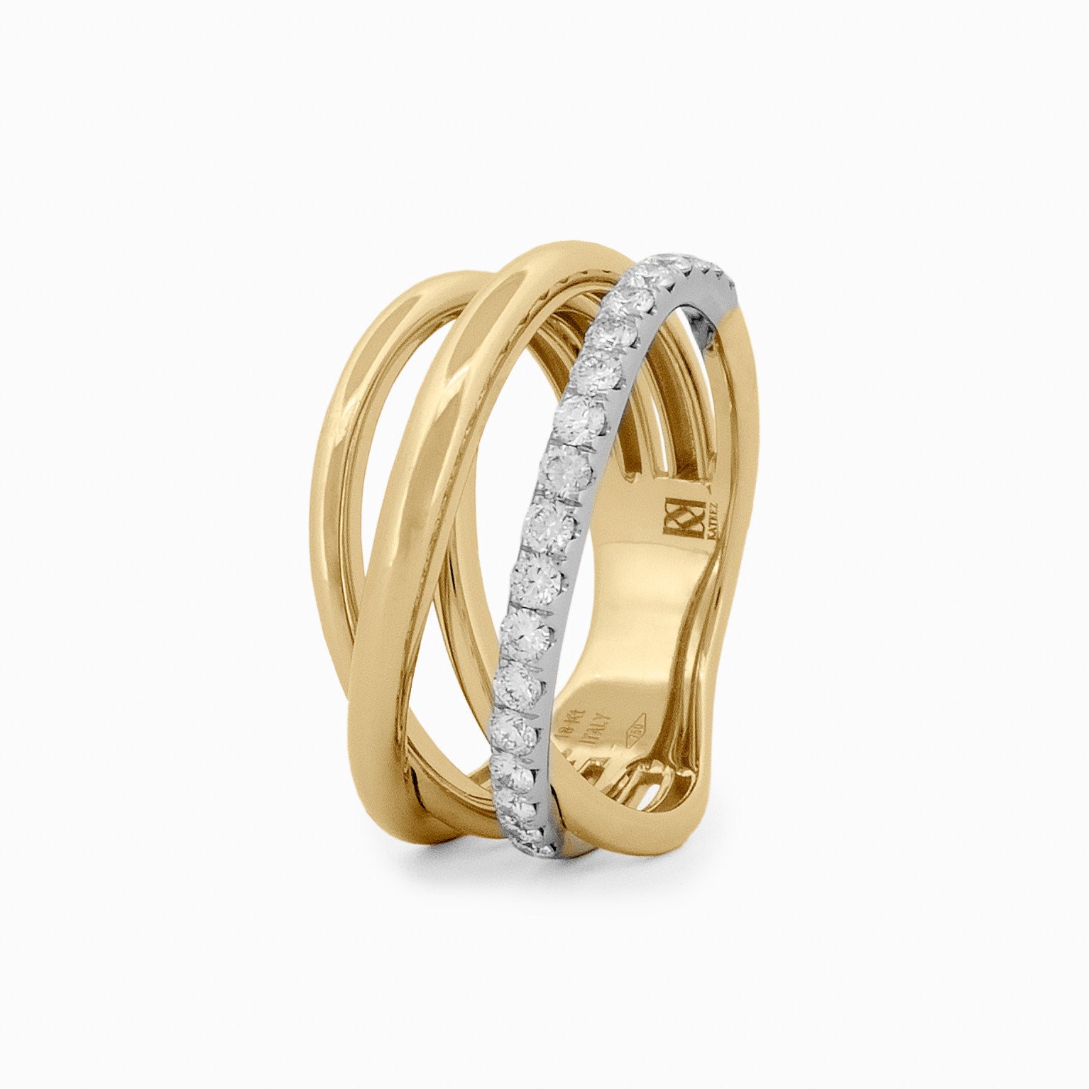 Crossover Ring with Pavé Diamond Band