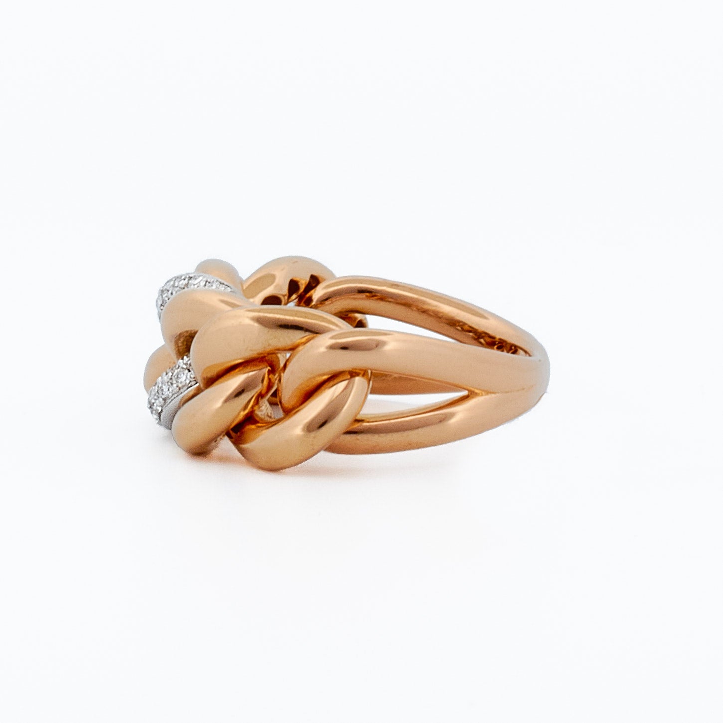 Chunky Chain Ring with Pavé Diamond Centerpiece