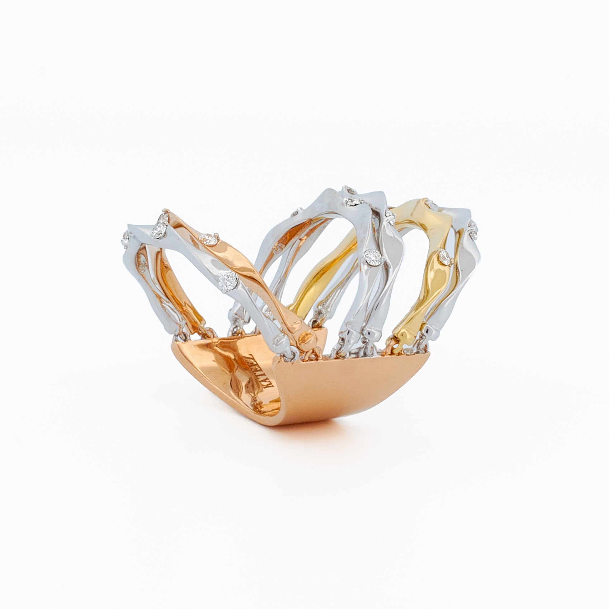 Moving Tri-Tone Diamond Wave Ring