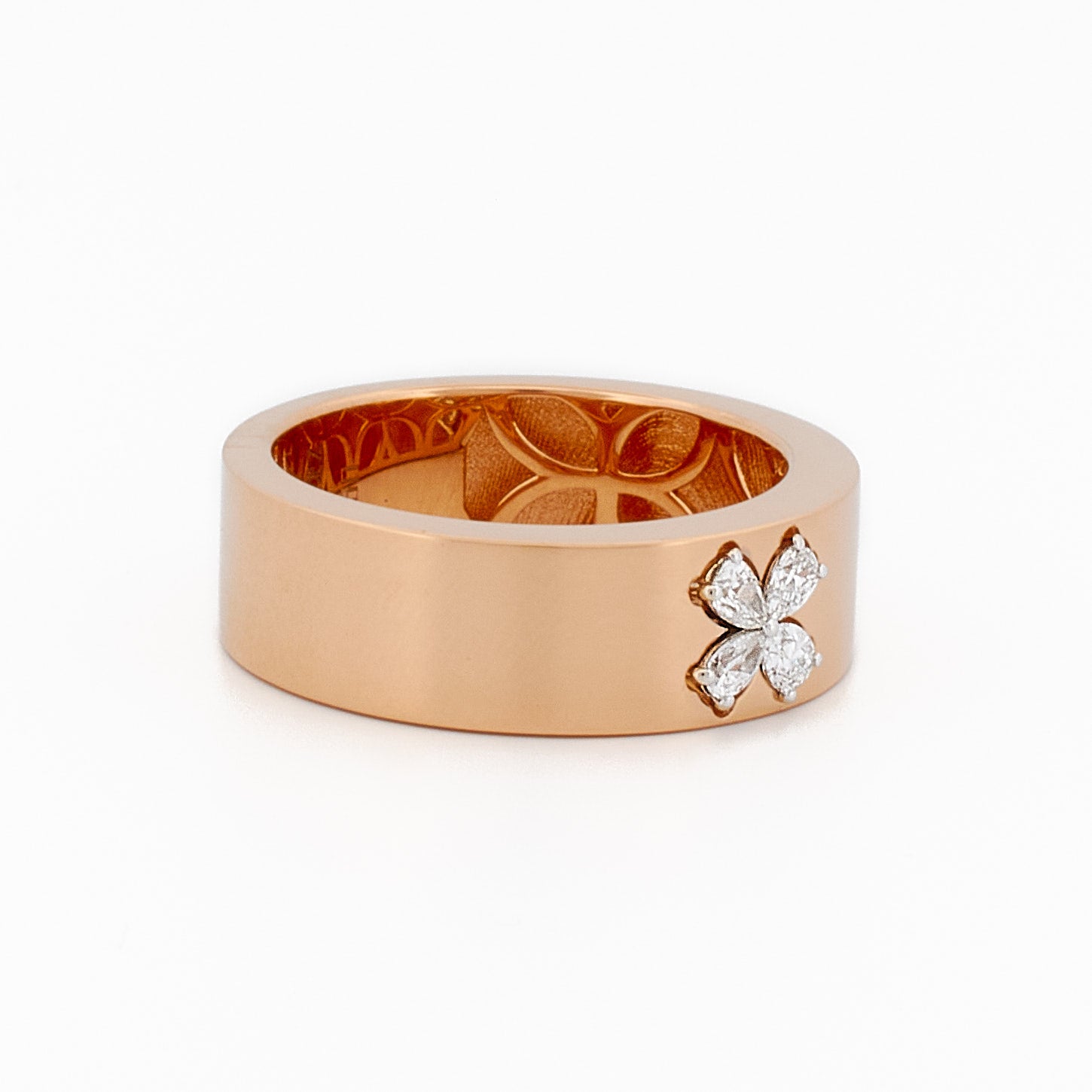 Polished Band with Pear Shape Diamond Centerpiece
