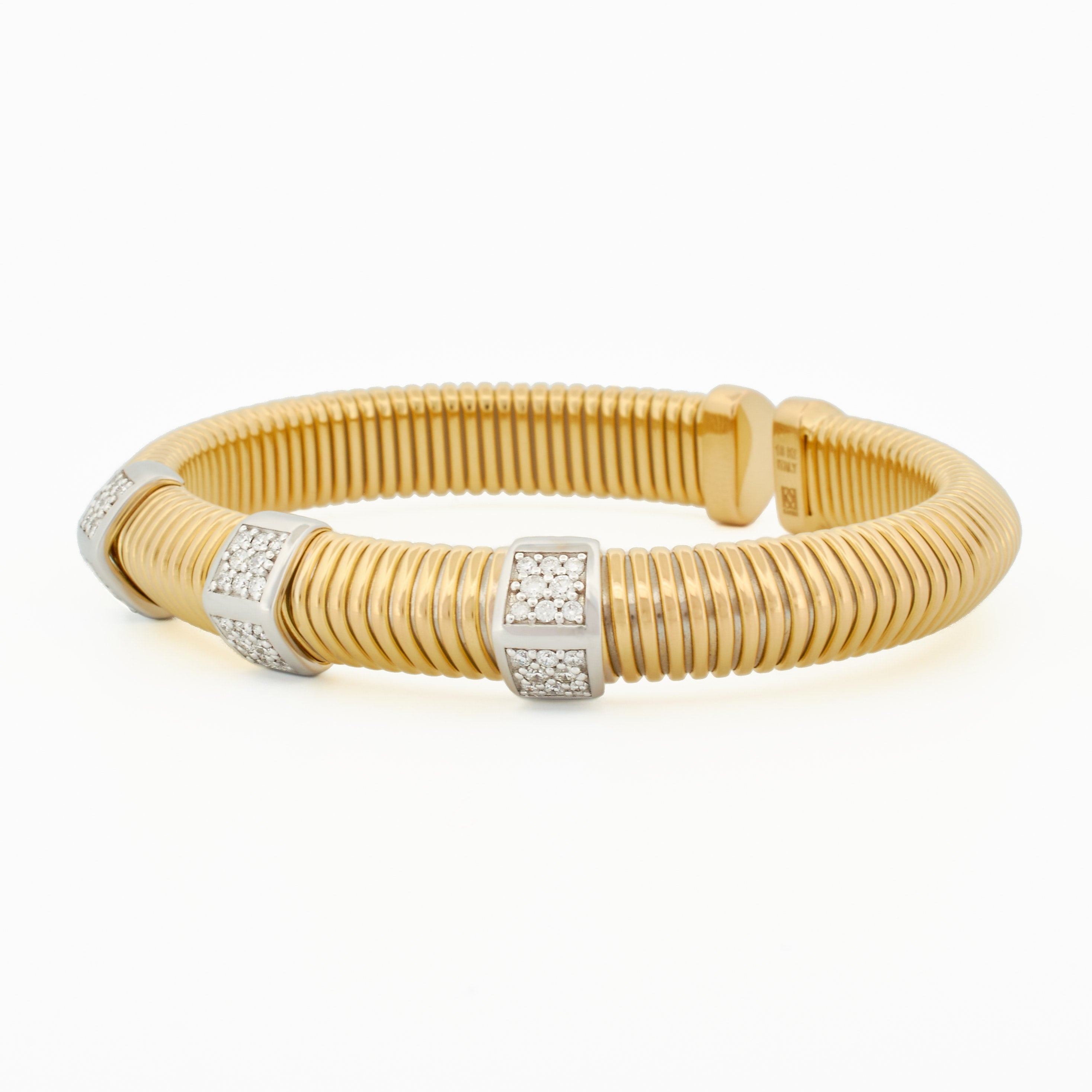 Luxurious Tubogas Bangle with Three Diamond Pavé Stations