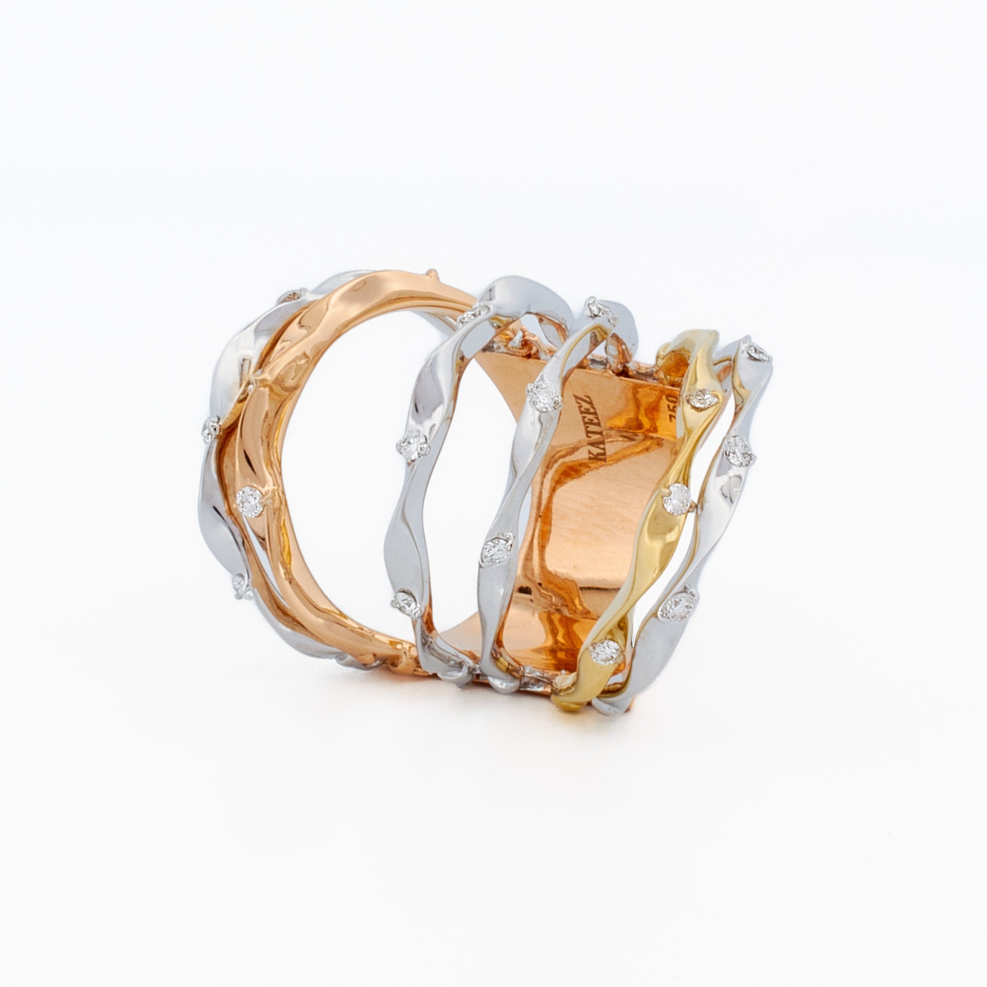 Moving Tri-Tone Diamond Wave Ring